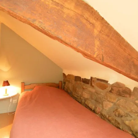 Comfortable Cottage In Dochamps With Private Garden Manhay