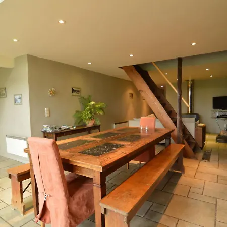 Comfortable Cottage In Dochamps With Private Garden 度假居 *